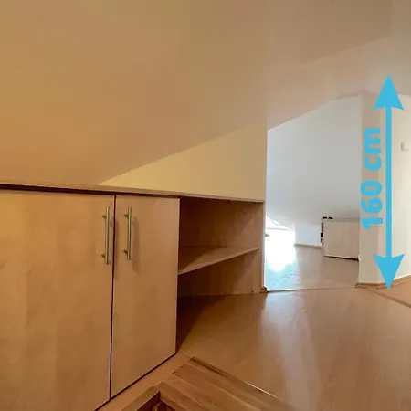 Attic - Charming Place, 15 Minutes To Old Town & 5 Minutes To Seaside *
