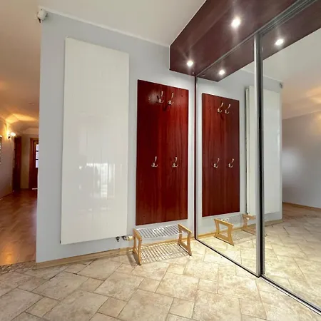 Attic - Charming Place, 15 Minutes To Old Town & 5 Minutes To Seaside * Гданьск